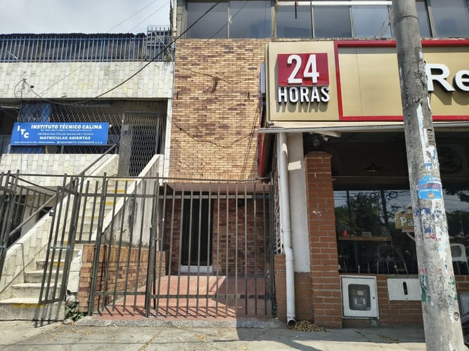 Local en arriendo en Calima, Cali, 368 m² · foto 2 de 18