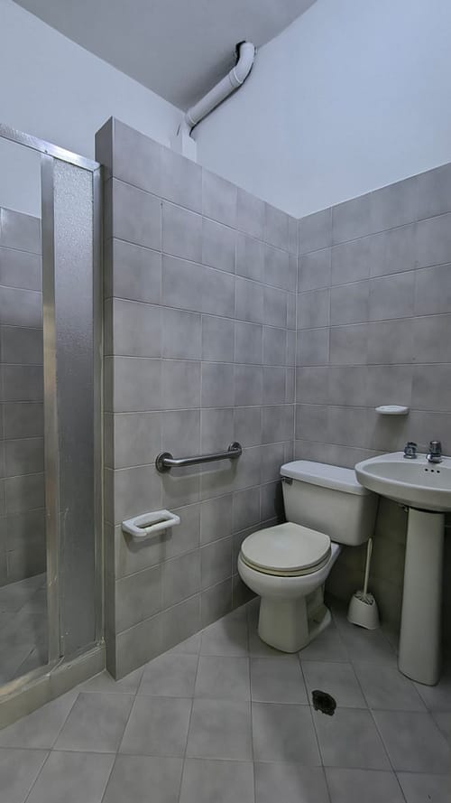 Casa de 20 alcobas en arriendo en Prado, Medellín, 698 m² · foto 24 de 24