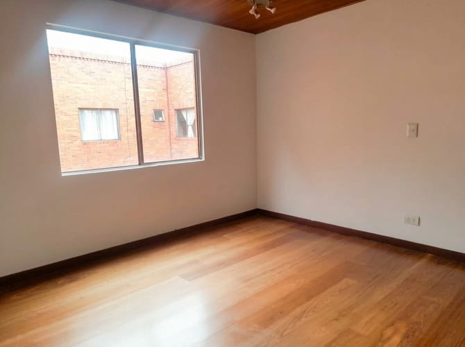 Apartamento de 3 alcobas en arriendo en Santa Barbara, Bogotá, 176 m² · foto 20 de 23