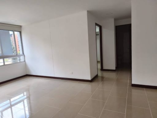 Apartamento de 2 alcobas en arriendo en Castropol, Medellín, 93 m² · foto 7 de 20