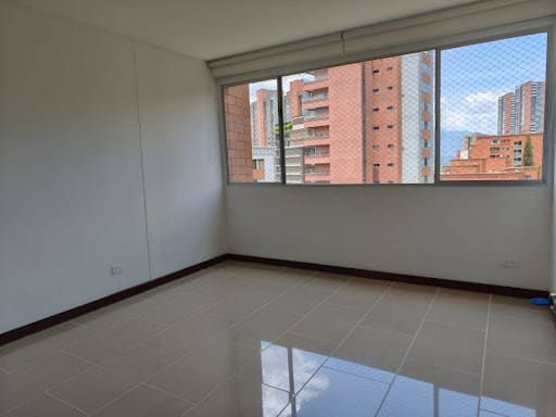 Apartamento de 2 alcobas en arriendo en Castropol, Medellín, 93 m² · foto 14 de 20