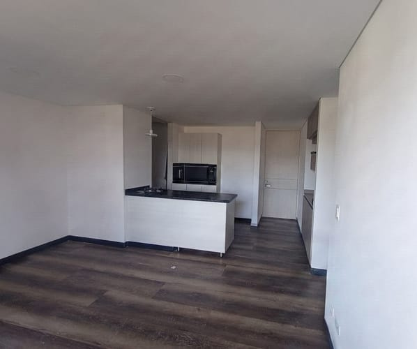 Apartamento de 3 alcobas en arriendo en Tierra Amarilla, La Estrella, 70 m² · foto 2 de 15