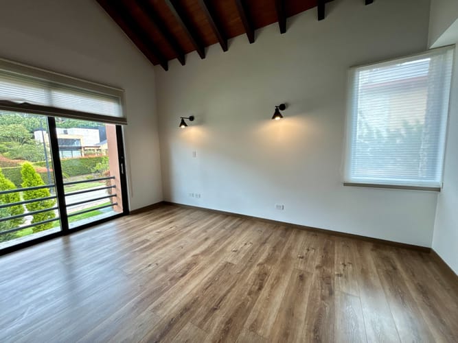Casa de 4 alcobas en venta en Hatogrande, Sopó, 368 m² · foto 9 de 23