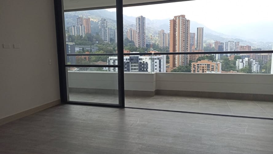 Apartamento en venta en El Tesoro, Medellín · foto 4 de 22