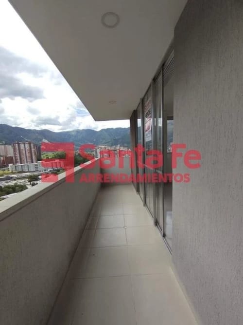 Apartamento de 3 alcobas en venta en Suarez, Bello, 84 m² · foto 4 de 10
