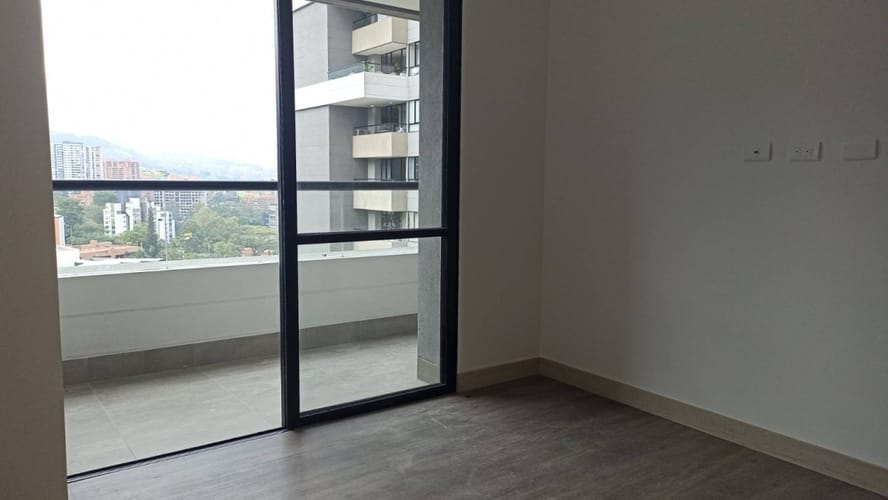 Apartamento en venta en El Tesoro, Medellín · foto 6 de 22