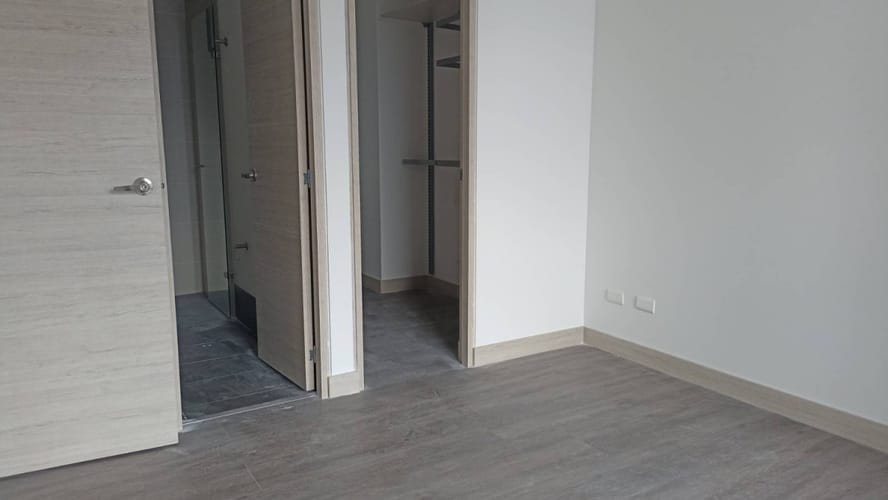 Apartamento en venta en El Tesoro, Medellín · foto 9 de 22