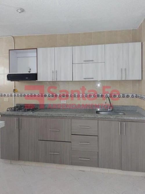 Apartamento de 4 alcobas en venta en Suarez, Bello, 137 m² · foto 3 de 10