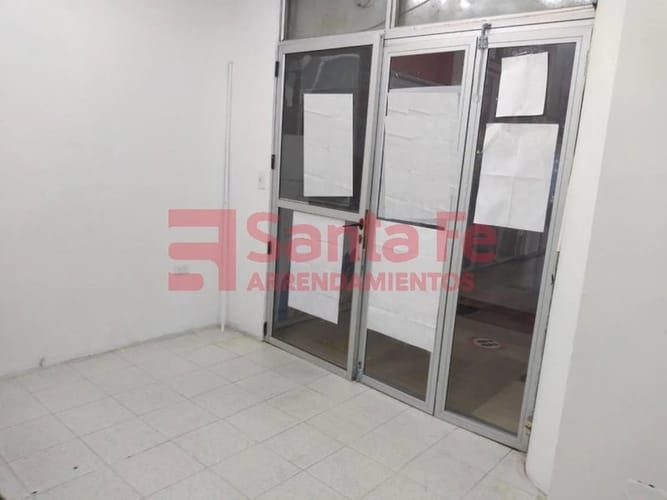 Local en venta en La Candelaria, Medellín, 20 m² · foto 2 de 8