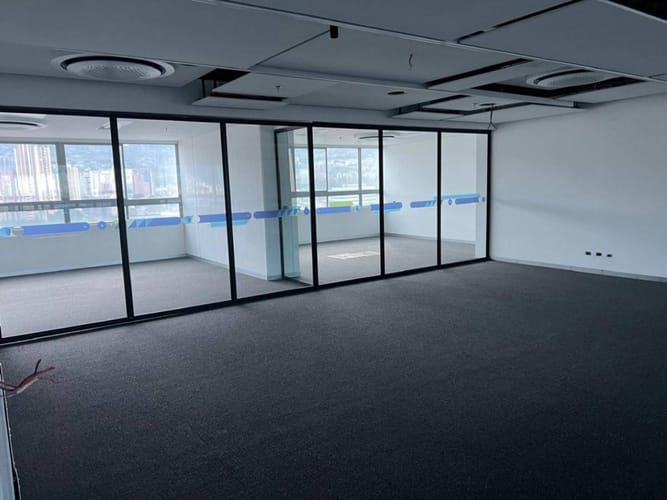 Oficina en arriendo en Las Lomitas, Sabaneta, 1000 m² · foto 13 de 22