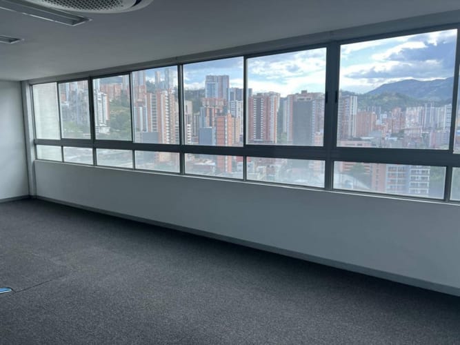 Oficina en arriendo en Las Lomitas, Sabaneta, 1000 m² · foto 16 de 22