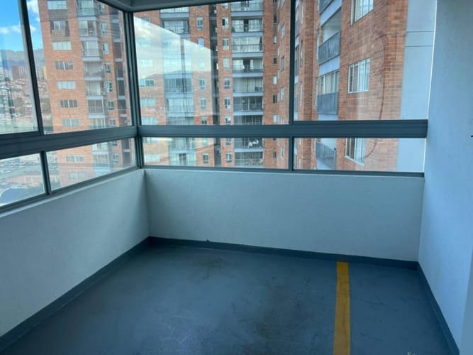 Oficina en arriendo en Las Lomitas, Sabaneta, 1000 m² · foto 22 de 22