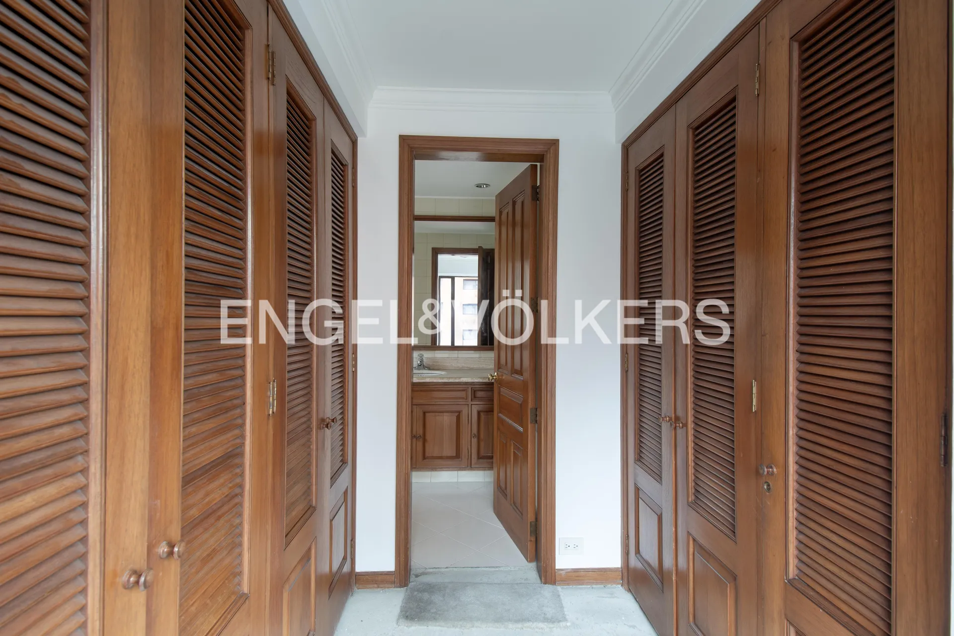 Apartamento en venta en Los Rosales, Bogotá · foto 14 de 22