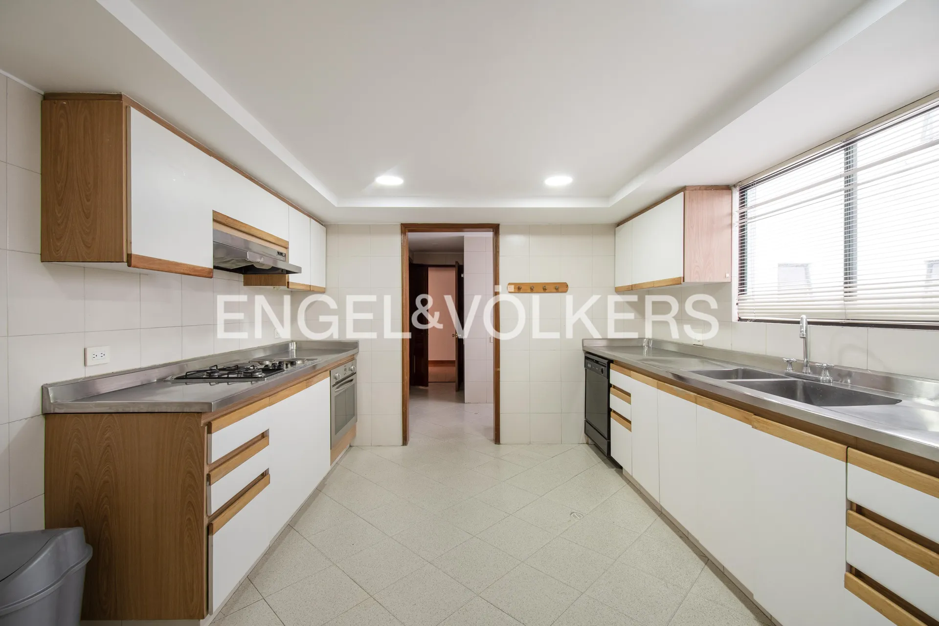 Apartamento en venta en Los Rosales, Bogotá · foto 7 de 22