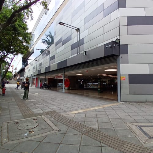 Local en arriendo en Nueva Tequendama, Cali, 50 m² · foto 12 de 22