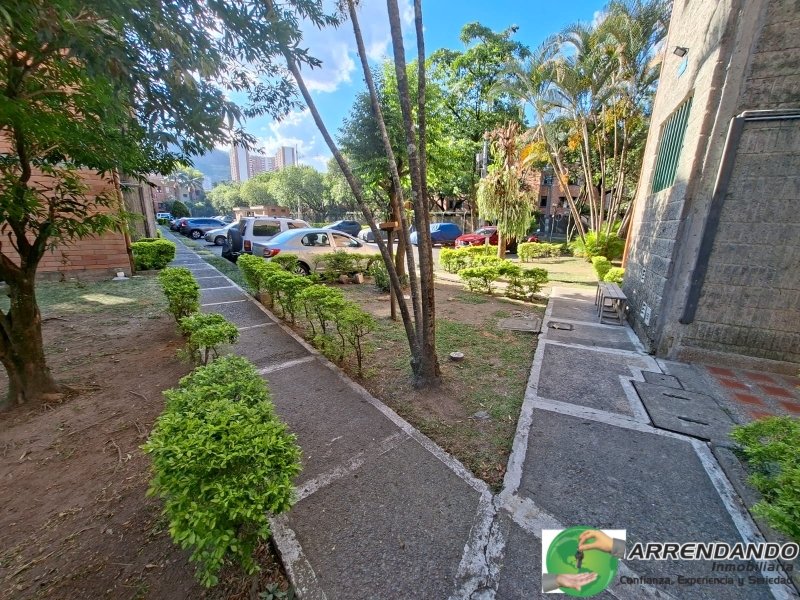 Apartamento en venta en Centro, Itagüí · foto 14 de 15