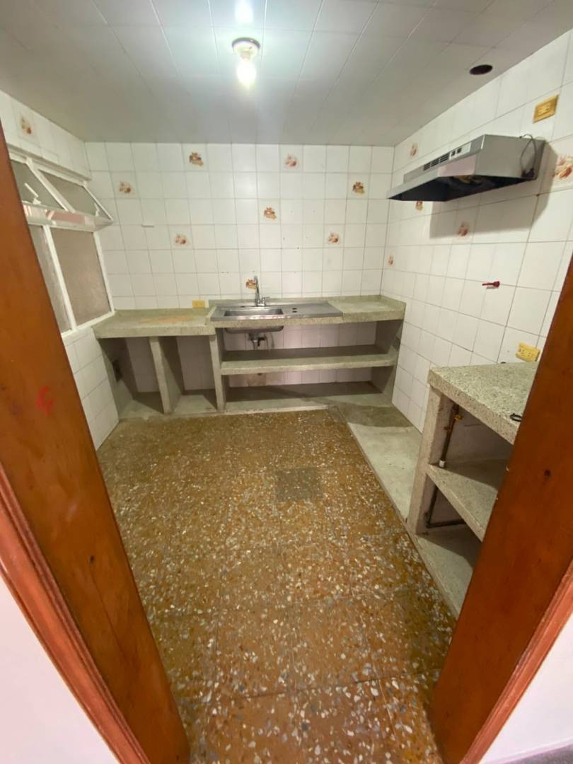 Casa en venta en Las Ferias, Bogotá · foto 13 de 24