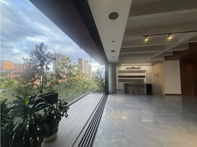 Apartamento de 3 alcobas en arriendo en Vizcaya, Medellín, 250 m² · foto 11 de 23