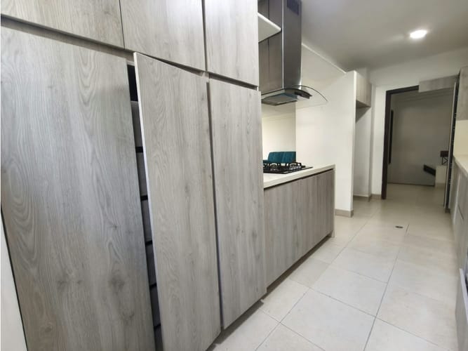 Apartamento en venta en San Lucas, Medellín · foto 9 de 24