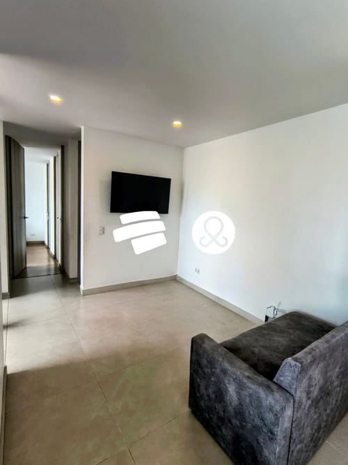 Apartamento de 3 alcobas en venta en El Poblado, Medellín, 95 m² · foto 10 de 18
