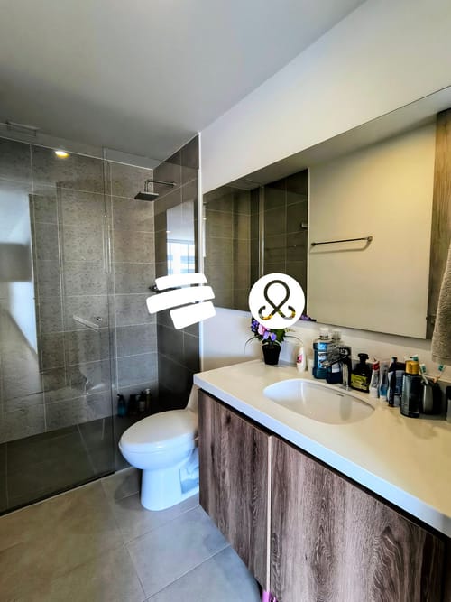 Apartamento de 3 alcobas en venta en El Poblado, Medellín, 95 m² · foto 14 de 18