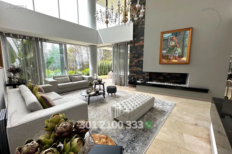 Casa de 4 alcobas en venta en La Calera, Medellín, 738 m² · foto 2 de 24