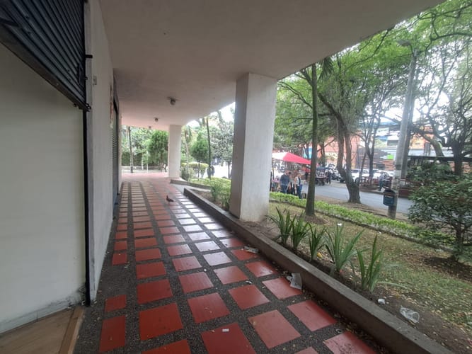 Local en arriendo en Carlos E. Restrepo, Medellín, 60 m² · foto 4 de 11