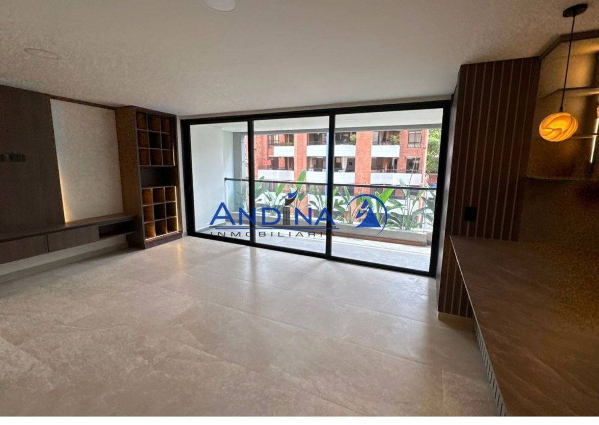 Apartamento en venta en Laureles, Medellín · foto 2 de 17