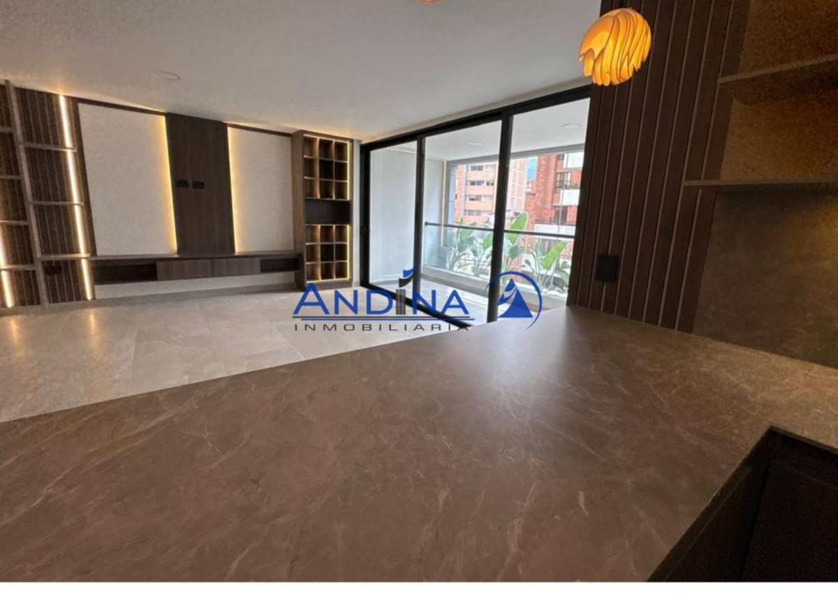 Apartamento en venta en Laureles, Medellín · foto 3 de 17