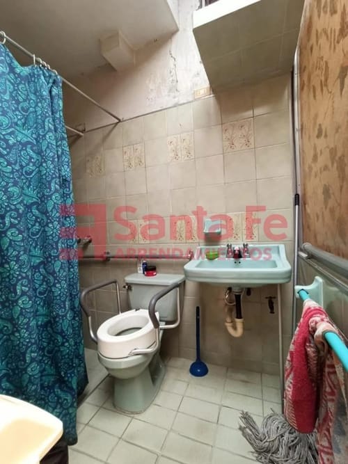 Casa de 7 alcobas en venta en La America, Medellín, 340 m² · foto 6 de 10