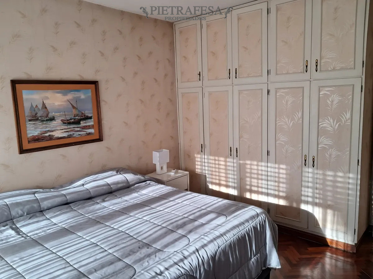 Casa en alquiler, 2 dormitorios, 1 baño, patio, garaje. Punta Carretas. · Foto 11