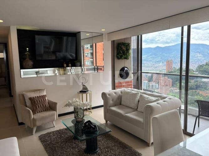 Apartamento de 3 alcobas en venta en Vía Las Palmas, Medellín, 90 m² · foto 2 de 23