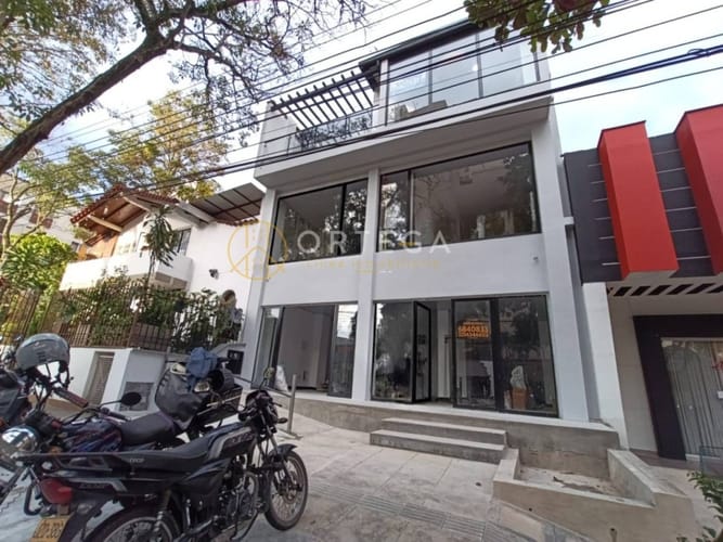 Local en arriendo en El Prado, Bucaramanga, 380 m² · foto 2 de 22