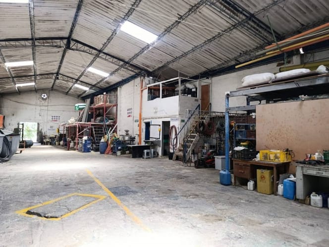 Bodega en venta en Machado, Bello, 1049 m² · foto 2 de 19