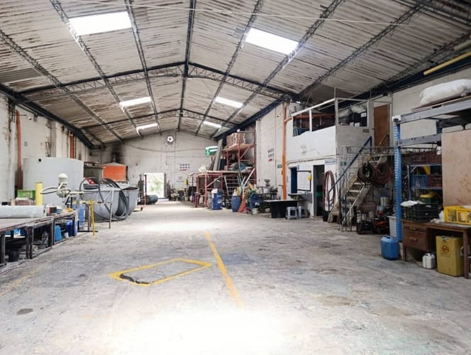Bodega en venta en Machado, Bello, 1049 m² · foto 3 de 19