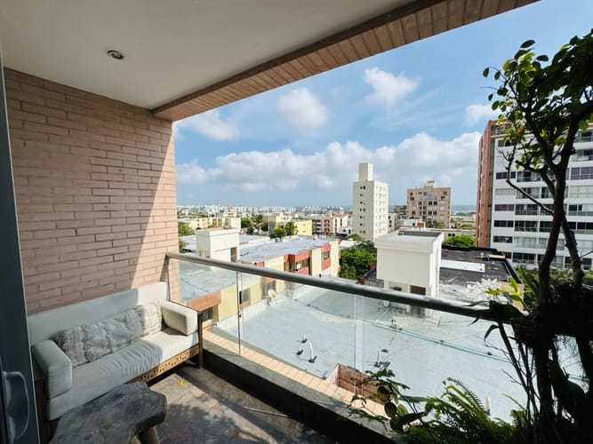 Apartamento de 2 alcobas en venta en Altos De Riomar, Barranquilla, 110 m² · foto 4 de 16