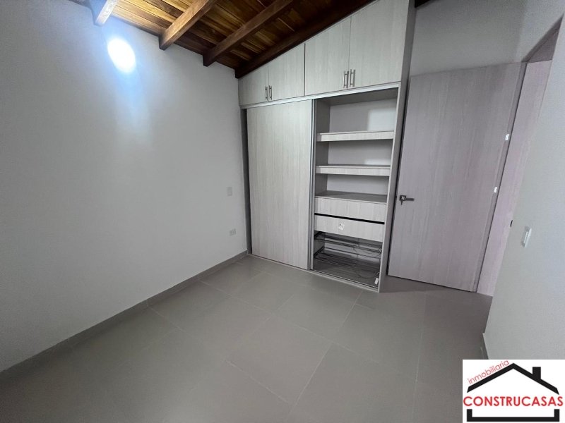 Apartamento en arriendo en La Milagrosa, Medellín · foto 13 de 18