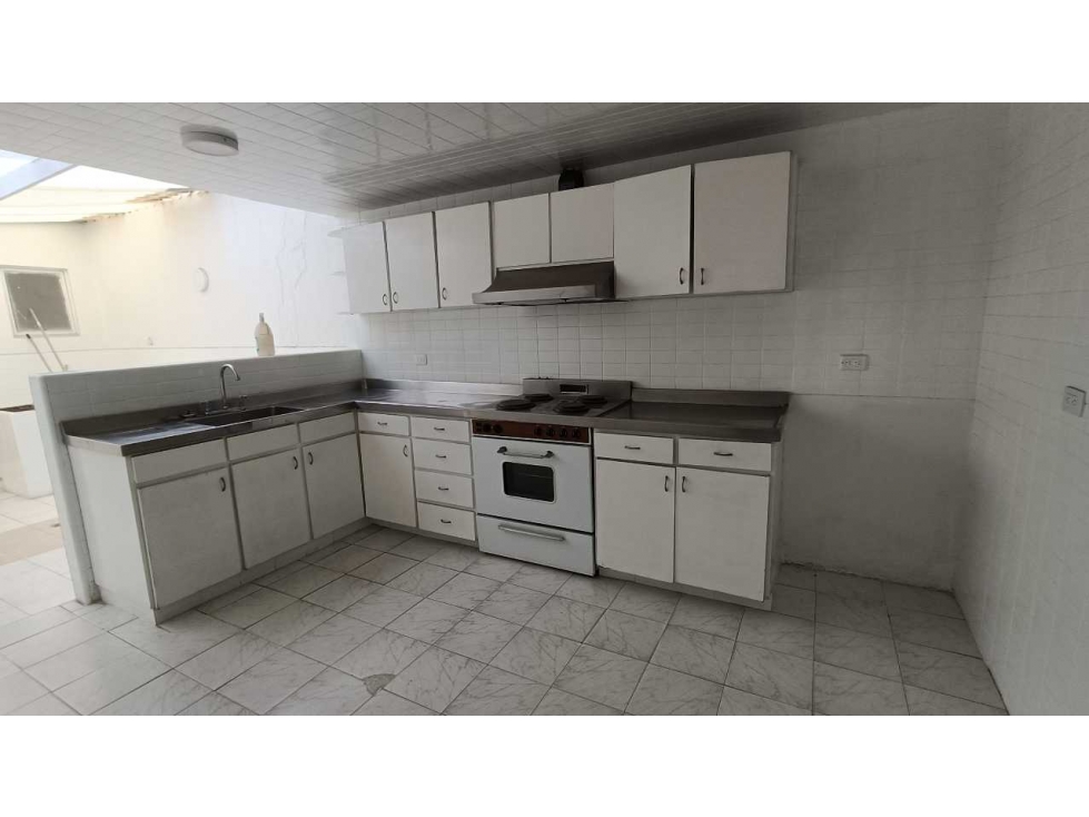 Casa en venta en Pasadena, Bogotá · foto 8 de 14
