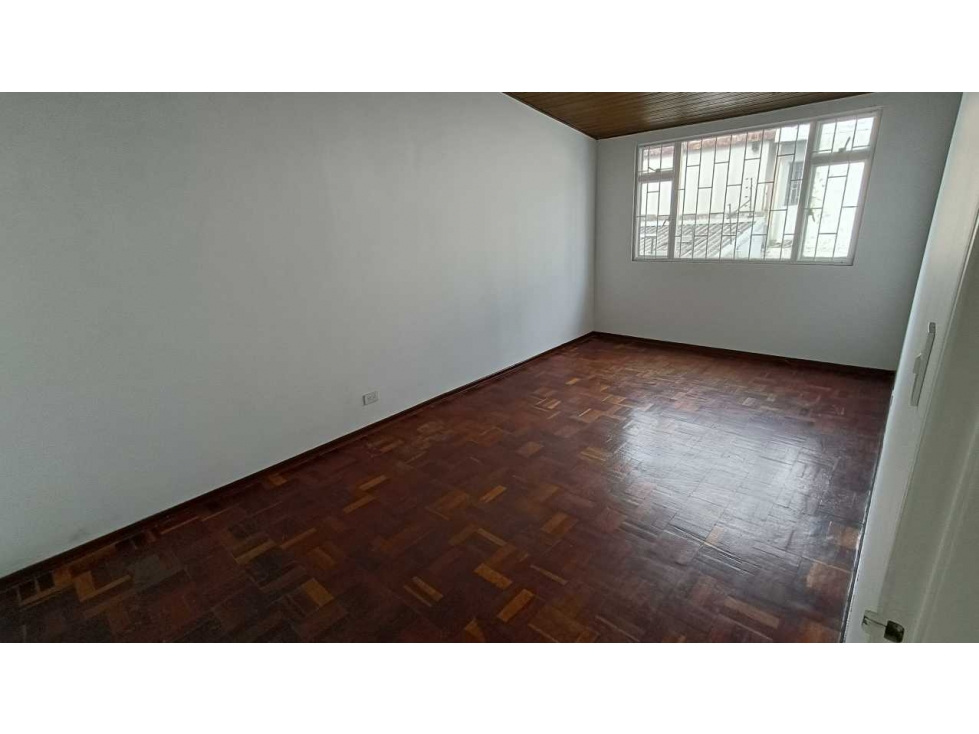 Casa en venta en Pasadena, Bogotá · foto 12 de 14