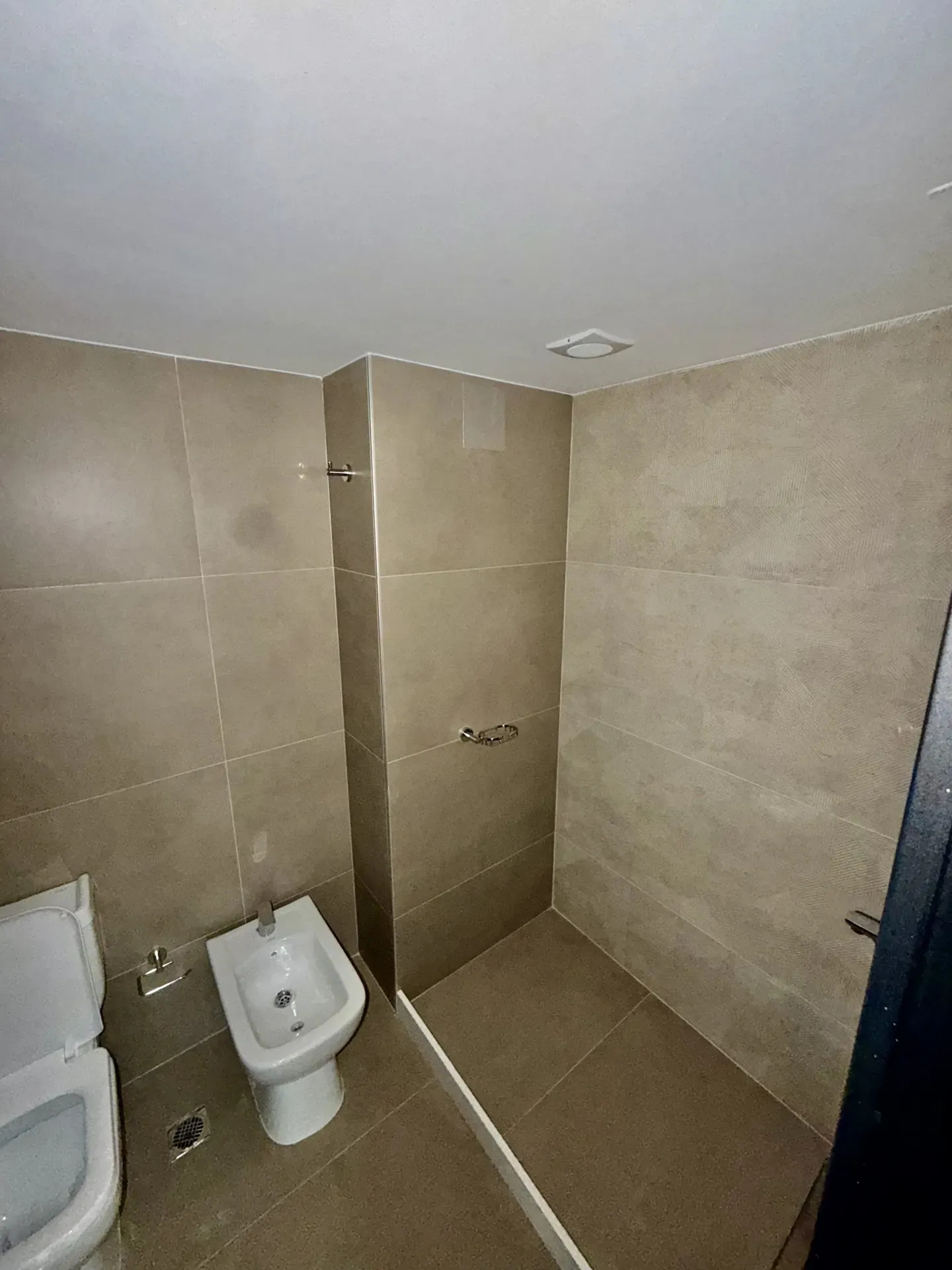 Alquiler Apartamento Un Dormitorio Y Garaje En Grou Habitat, Parque Batlle · Foto 12