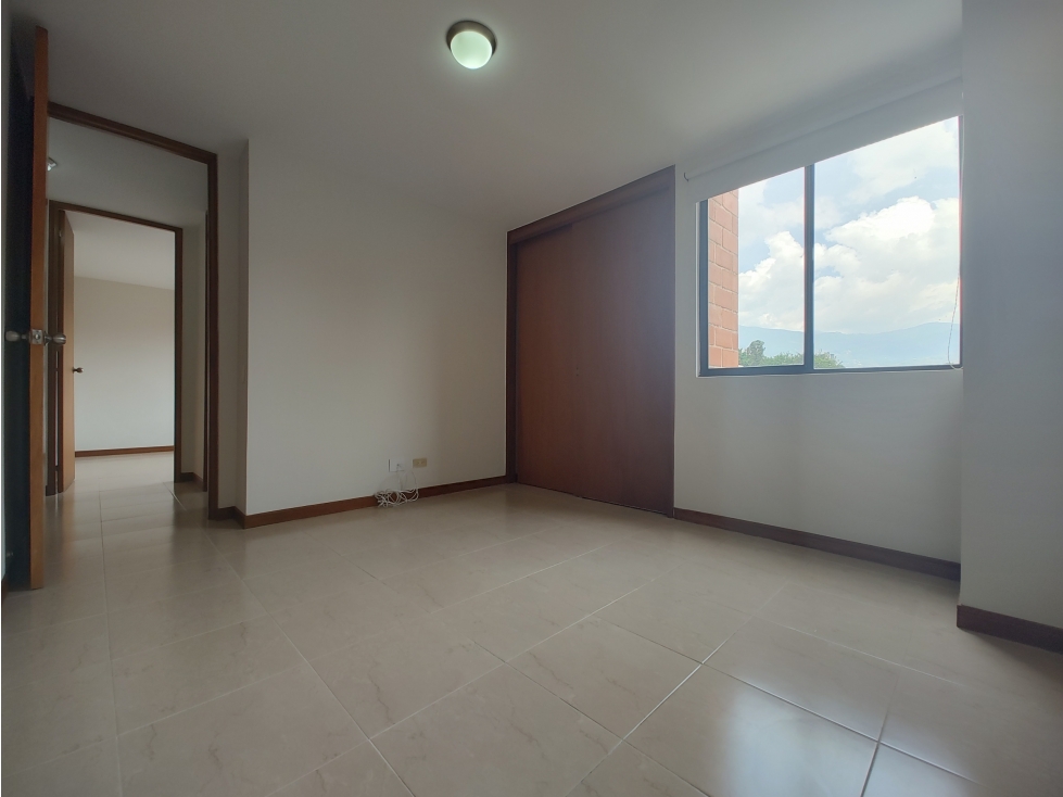 Apartamento en arriendo en La Frontera, Envigado · foto 10 de 17