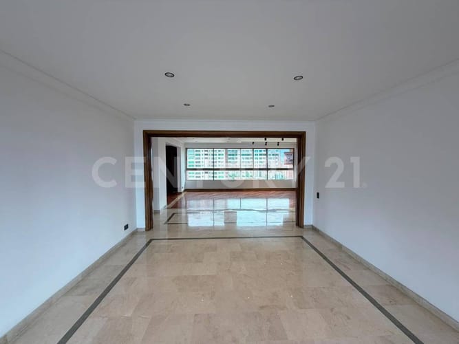 Apartamento de 3 alcobas en arriendo en Los Balsos, Medellín, 214 m² · foto 18 de 19