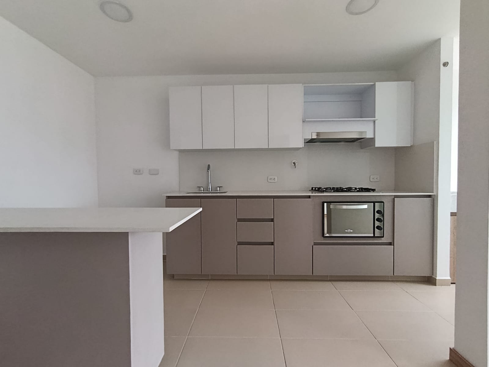 2BR Apartment in Viviendas del Sur (70 m²) - 2