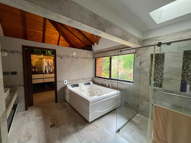 Casa de 5 alcobas en venta en Centro, Bucaramanga, 410 m² · foto 20 de 20