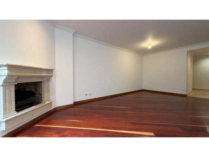 Apartamento de 3 alcobas en venta en Cedritos, Bogotá, 91 m² · foto 3 de 19