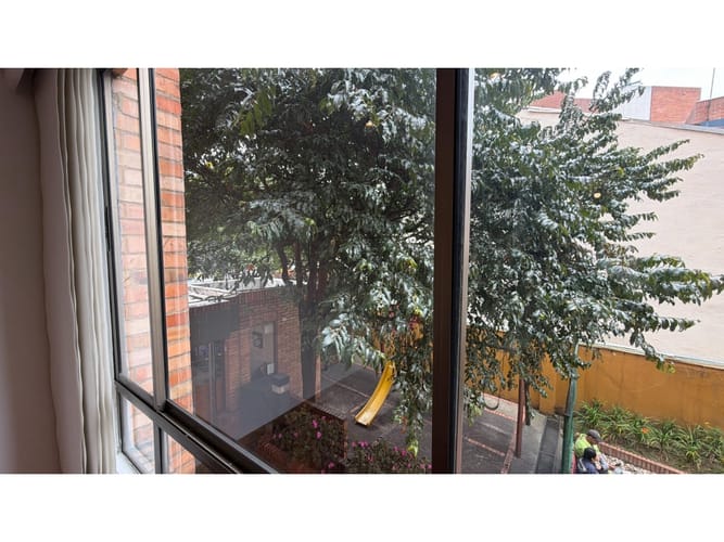Apartamento de 3 alcobas en venta en Cedritos, Bogotá, 91 m² · foto 4 de 19