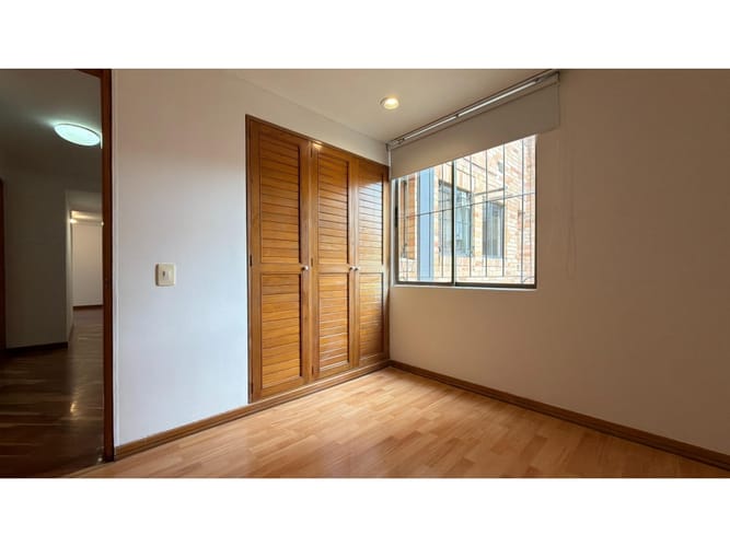 Apartamento de 3 alcobas en venta en Cedritos, Bogotá, 91 m² · foto 8 de 19