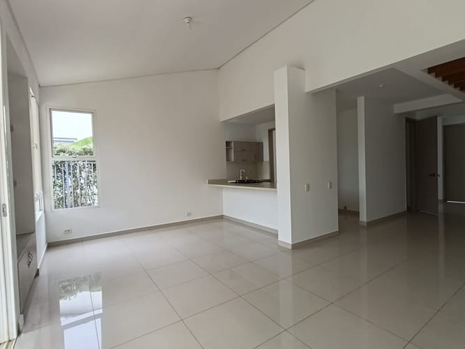 Casa de 3 alcobas en venta en El Castillo, Jamundí, 272 m² · foto 8 de 24