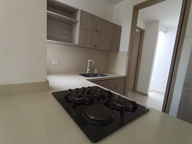 Casa de 3 alcobas en venta en El Castillo, Jamundí, 272 m² · foto 10 de 24