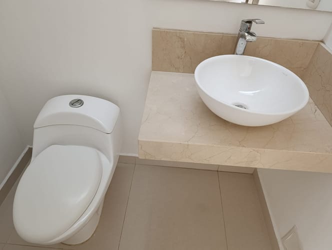 Casa de 3 alcobas en venta en El Castillo, Jamundí, 272 m² · foto 14 de 24